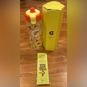 Gatorade Gx X Serena Williams Water Bottle 30 oz w/ Enamel Pin Limited Edition